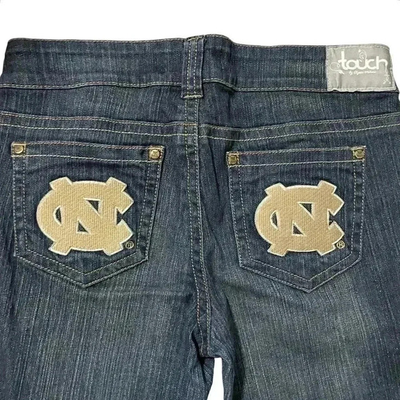Touch by Alyssa Milano NC NCAA Basketball Denim Blue Jeans Women’s 27x32 NWOT - Picture 1 of 5